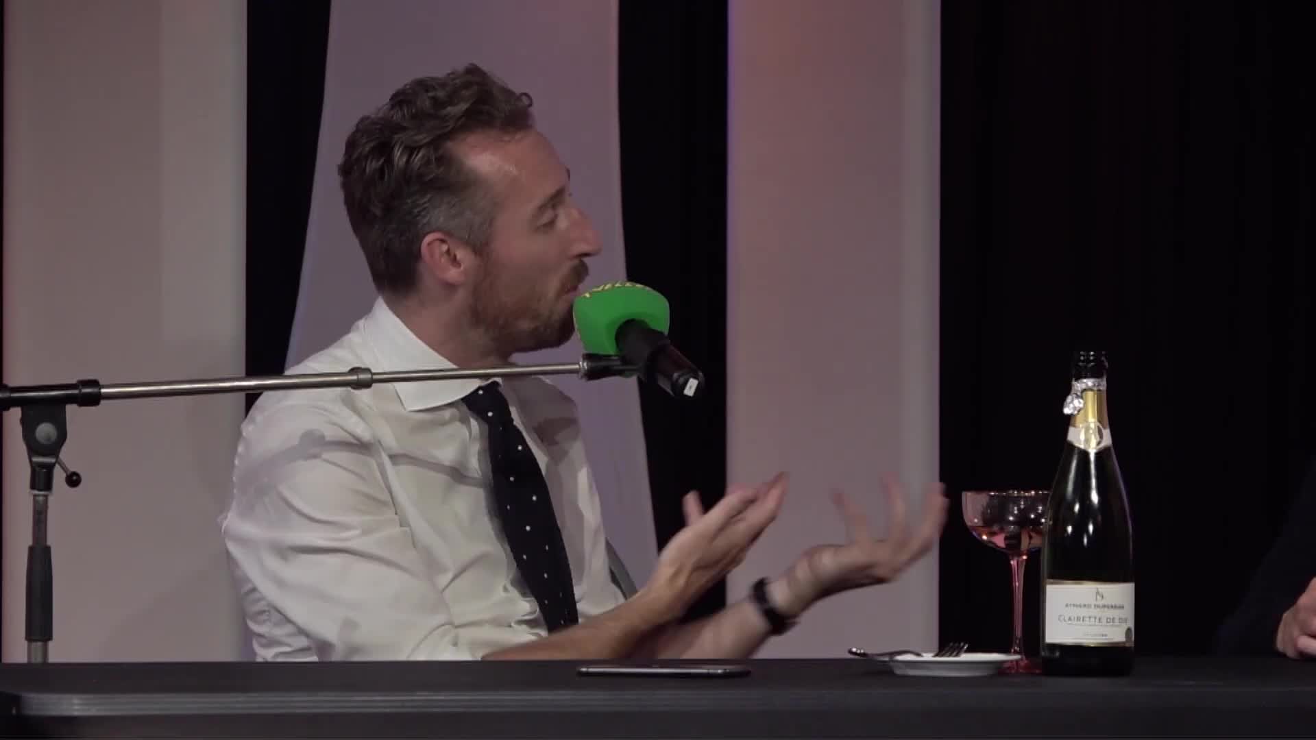 Afl 25 'We kletsen al 51 uur slap met elkaar!'