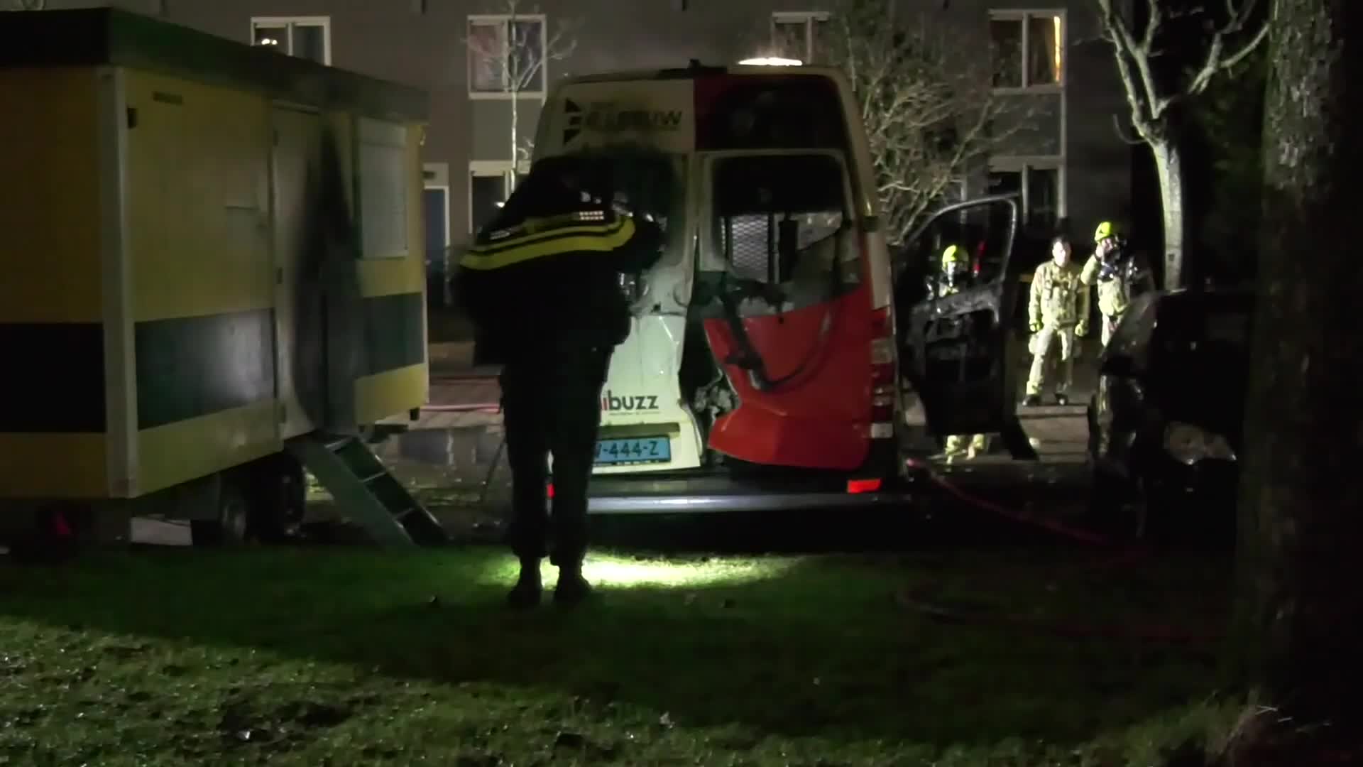 Taxibus in brand in Roermond